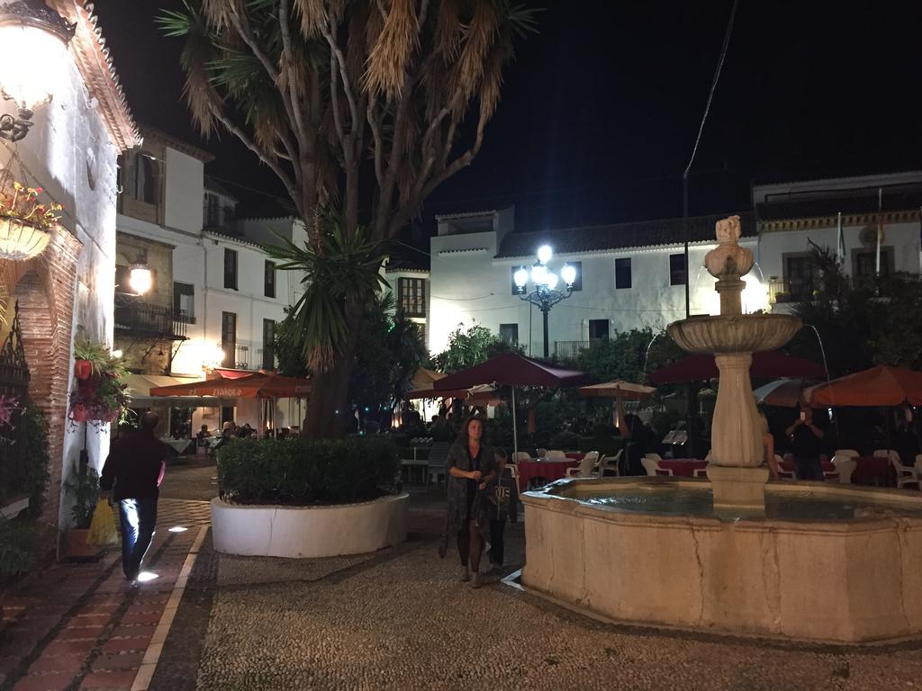 شقة Bahia De Casares إِستيبونا الغرفة الصورة