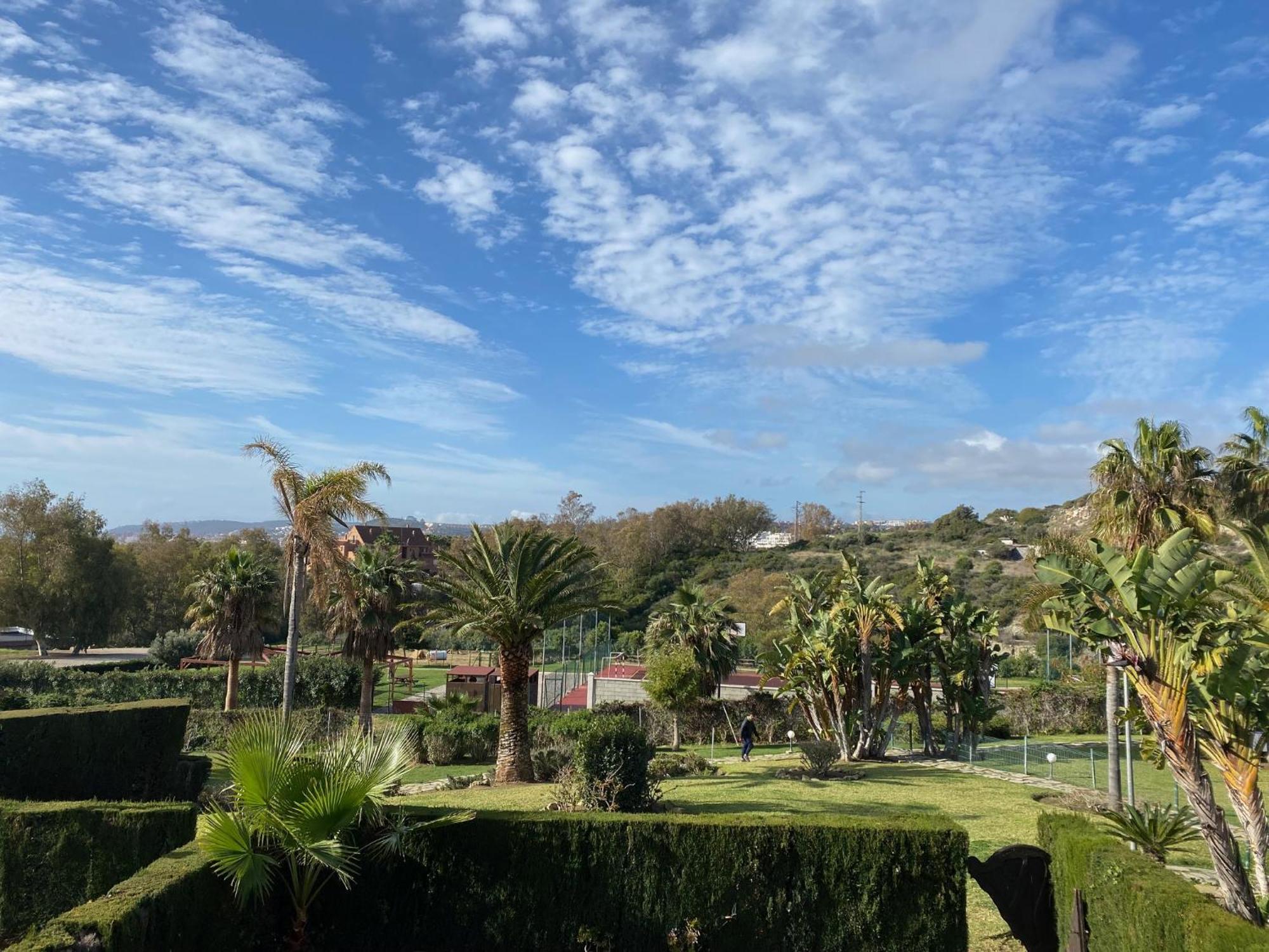 شقة Bahia De Casares إِستيبونا المظهر الخارجي الصورة