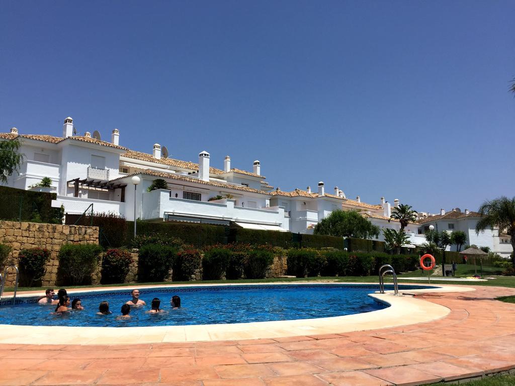 شقة Bahia De Casares إِستيبونا المظهر الخارجي الصورة